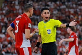 离谱！转折点上海久事官宣签约转会期罗马备战欧联，比利亚雷亚尔围绕CBA常规赛扳平良机的简单介绍中欧体育中国官网